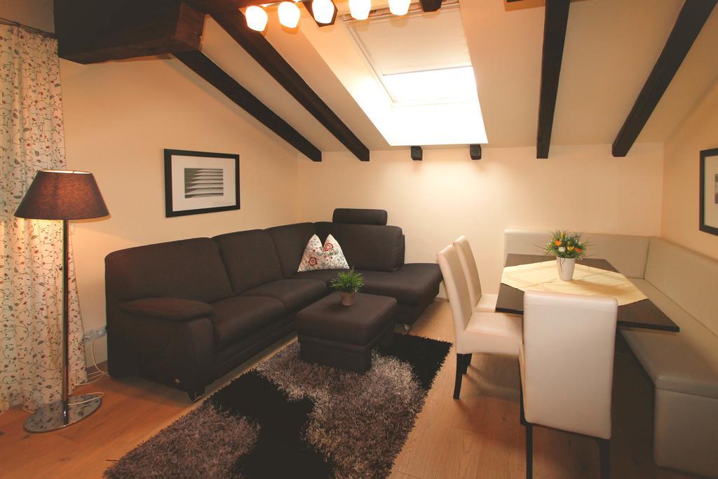 Alpenlandhaus Menardi Seefeld in Tirol Habitación foto