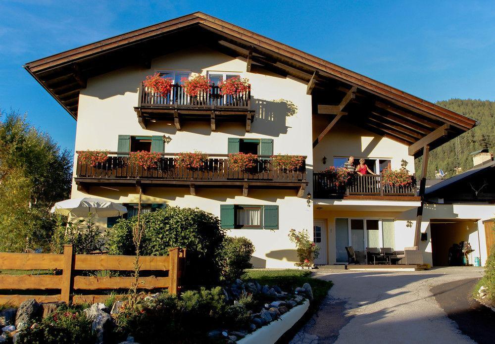 Alpenlandhaus Menardi Seefeld in Tirol Exterior foto